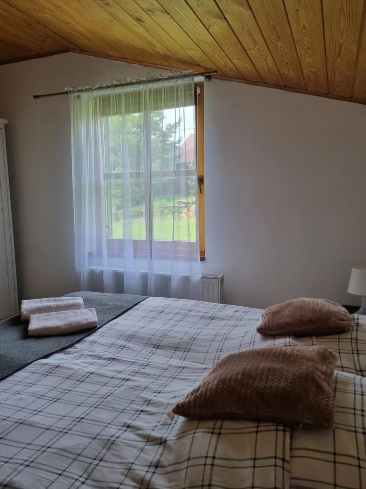 Dach Pod Sowa Дерев'яний котедж Любковіце Клодзьке